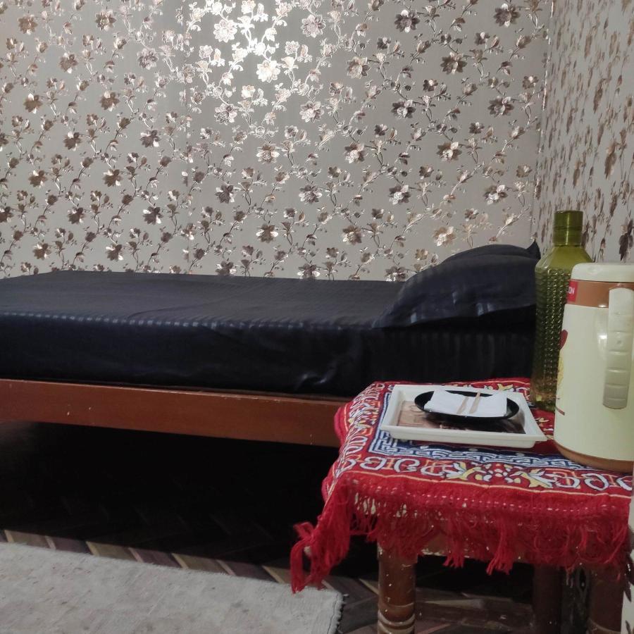 Ira Homestay Mathura - Divine Spiritual Stay Exteriör bild